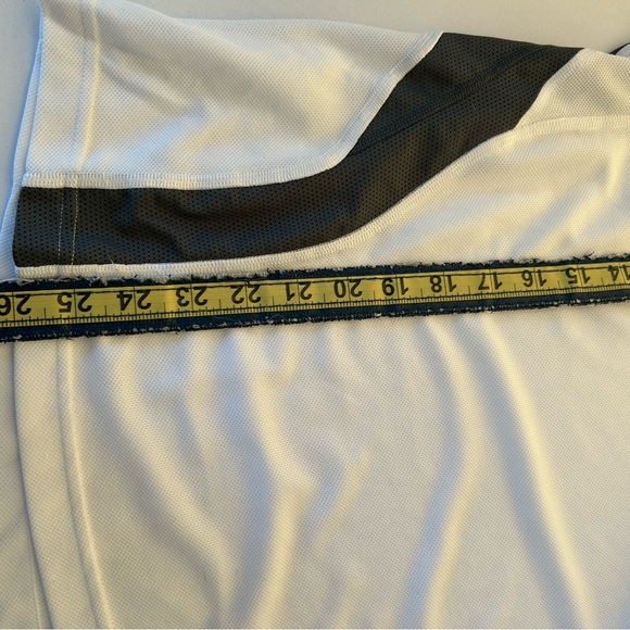 Brooks White Sleeveless Running Tank with Black Accents Medium - Picture 7 of 9